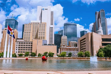 Guide to Downtown Dallas - Places to Live, Things to Do and Restaurants in Downtown Dallas | D ...