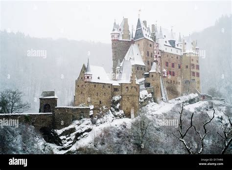 View of Burg Eltz castle in winter snow in Germany Stock Photo: 52413402 - Alamy