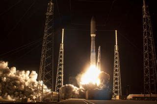 Night Launch Photos: US Military Satellite MUOS-3 Blasts Off | Space