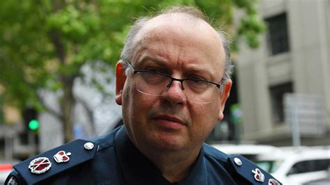 Police in schools: Graham Ashton tries to put an end to volunteer program | Herald Sun