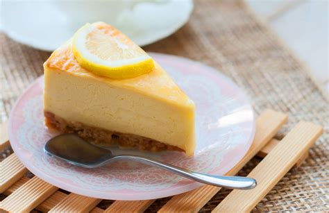 Condensed Milk Baked Lemon Cheesecake