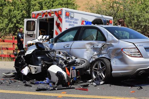 US traffic fatalities rose slightly last year, but don't panic just yet - The Verge