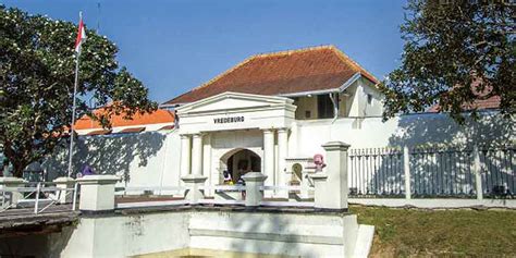 Vredeburg Fair Pamerkan Koleksi Presiden RI di Museum Benteng Vredeburg ...