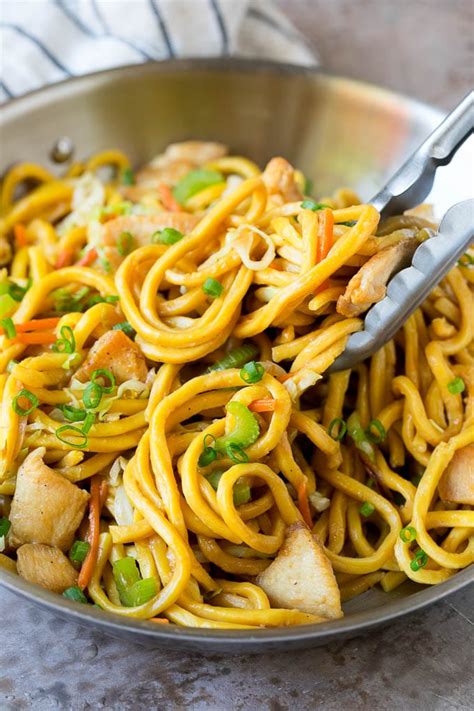 Chicken Lo Mein - Dinner at the Zoo