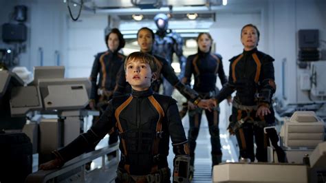 Lost in Space: Season Two; Netflix Sets Return of Sci-Fi Series (Video ...