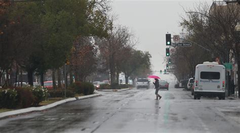 Winter weather brings storm warnings from CHP, National Weather Service | News | bakersfield.com