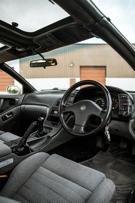 Who else loves stock interiors? : 300zx