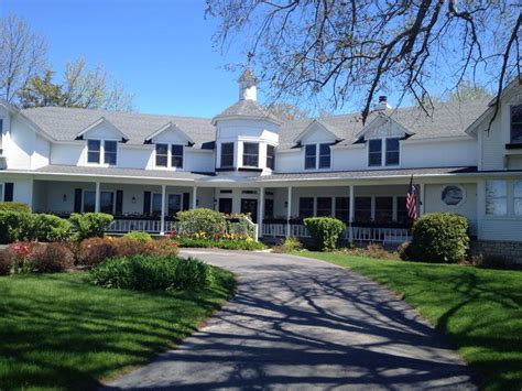 The Ephraim Inn, one of my favorite places to stay! Great location, friendly innkeepers ...