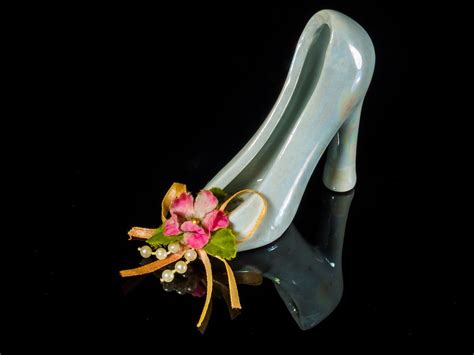 Free photo: High Heeled Shoe, Frauenschuh - Free Image on Pixabay - 227111