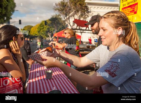 Mo's BBQ, Downtown Farmers Market, San Luis Obispo, California Stock Photo - Alamy