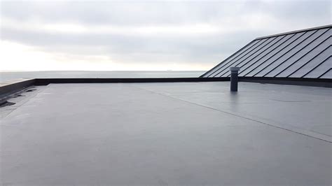 Single Ply Membrane Roofing Installers & Contractors | Salmon Solutions