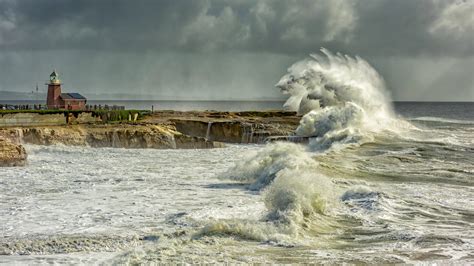 El Niño is officially here, scientists say