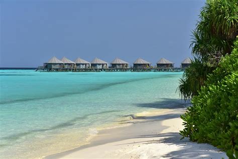 Maldives Komandoo Island Resort Photograph by Neil R Finlay