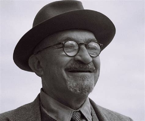 Chaim Weizmann Biography - Childhood, Life Achievements & Timeline