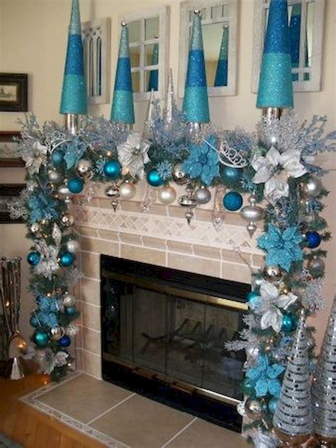 Nice 50 Elegant Christmas Mantel Decor Ideas https://roomadness.com ...