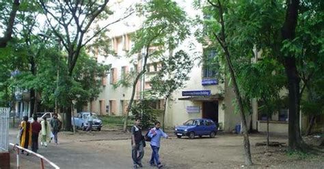 Famous Alumni of Jadavpur University; Graduates and Students of Note