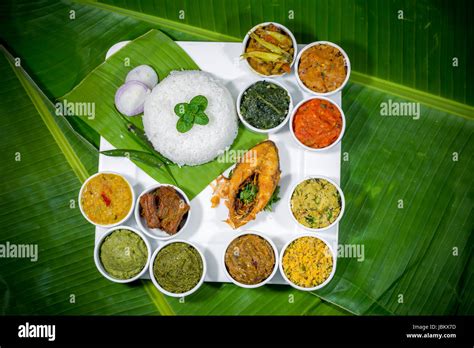 One slice of Hilsha fish fry, Dhaka, Bangladesh Stock Photo - Alamy