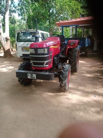 Mahindra 4 wheel Tractor 2020 in Sri Lanka - Siyaluma.lk