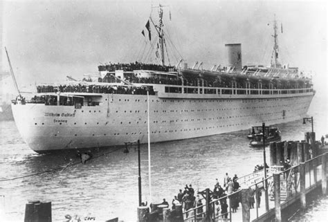 The Sinking of the MV Wilhelm Gustloff Is The Single Largest Maritime ...