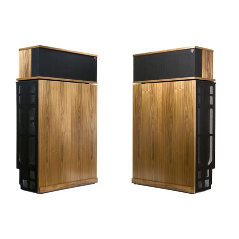 Klipschorn Floorstanding Speakers | Klipsch