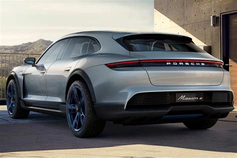 Porsche Mission E Cross Turismo Concept Rear Quarter 2018 | AUTOBICS