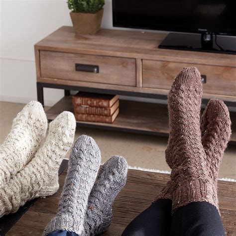 14 + Free Cable Pattern Sock Knitting Patterns - Knitting Bee