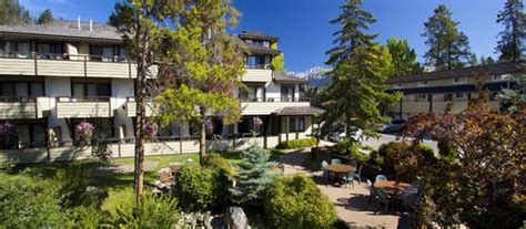 Jasper Inn & Suites Hotel in Canada | ENCHANTING TRAVELS