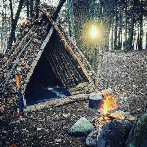 9 Things You Need to Live Off the Grid | Outdoor survival, Bushcraft ...