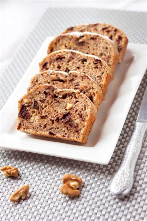 Delia Smith Date And Walnut Cake | British Chefs Table