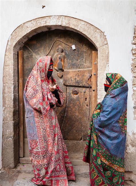 Traditional Yemeni costume Arabian Peninsula, Western Asia, Arabian Sea ...