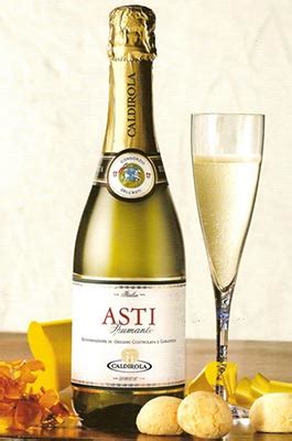 Asti Spumante, the worldwide famous sweet sparkling wine