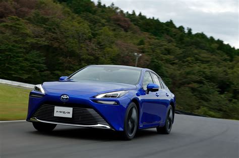 New Toyota Mirai review: the second-gen hydrogen car, driven | CAR Magazine