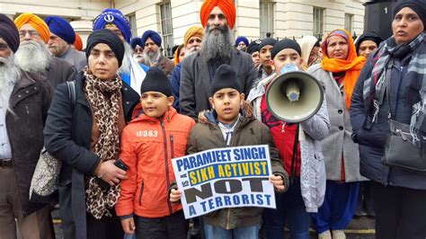 Over 300 Sikhs Campaign Outside Portugal Embassy in London | Sikh24.com