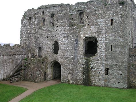 Kidwelly Castle