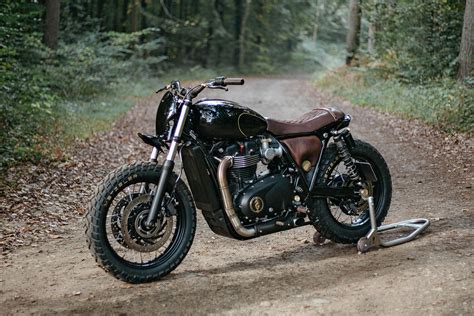 Suits you, Sir: Triumph T120 by Old Empire Motorcycles | Bike EXIF