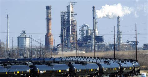 A regulation that jeopardizes local refinery jobs