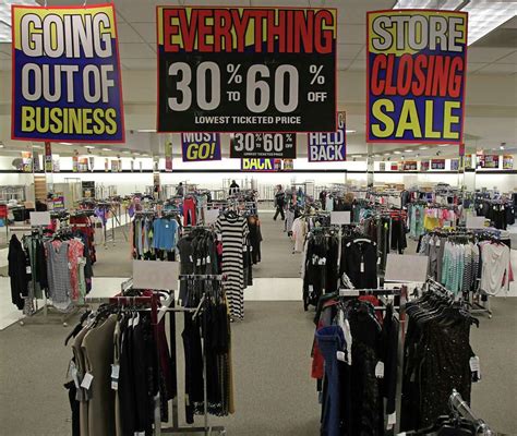 Off-price chain Loehmann's had top-shelf bargains