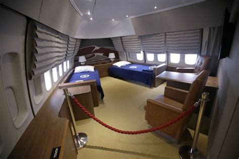 Air Force 1 replica takes visitors inside famed 747 | | salemnews.com