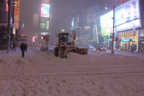 Snow plow in Times Square NYC during snow storm | Times Squa… | Flickr