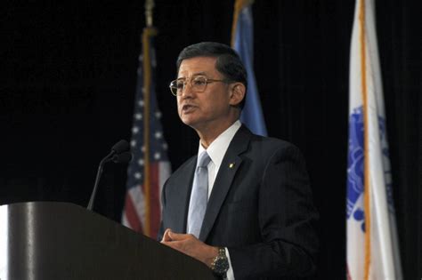 Sec. Eric Shinseki Resigns Amid Vets’ Health Care Problems – Pacific Citizen