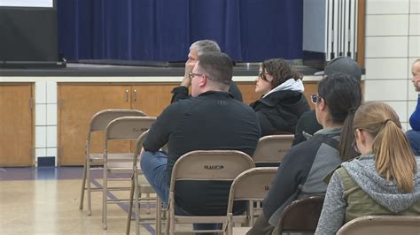 Miamisburg City Schools host town hall meeting to discuss elementary ...