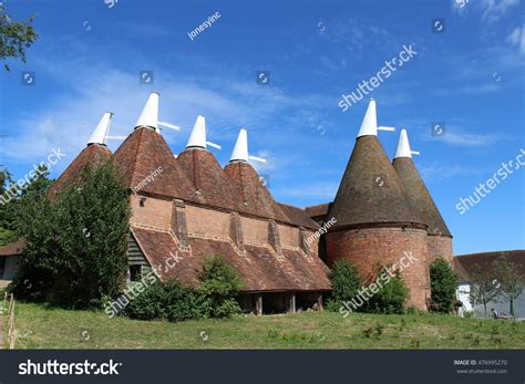 Oast House Stock Photo 476995270 | Shutterstock