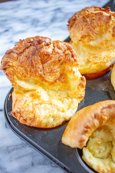 How to Make Yorkshire Pudding | Easy Yorkshire Pudding Recipe