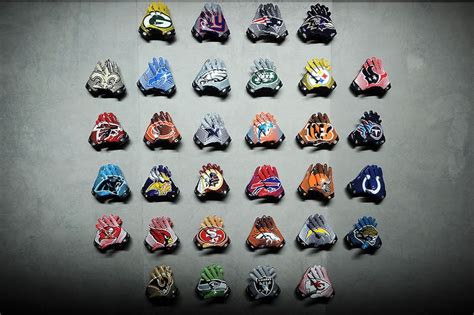 Nike - Team gloves of the NFL's 32 professional football franchises