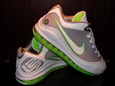 NIKE LEBRON – LeBron James Shoes » Air Max LeBron VII Low “Dunkman ...