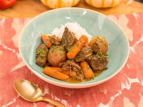 Sunny's Easy Red-Eye Beef Stew Recipe | Sunny Anderson | Food Network