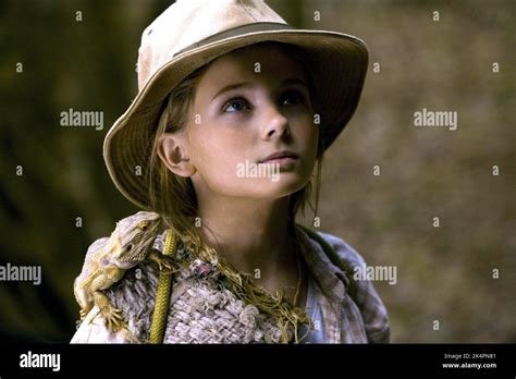 ABIGAIL BRESLIN, NIM'S ISLAND, 2008 Stock Photo - Alamy