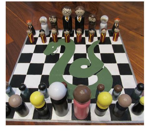 Harry Potter Chess Set – Geek Crafts