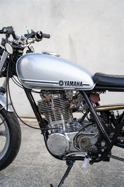 FAMILY JEWEL: Yamaha SR500 by Purpose Built Moto. - Pipeburn