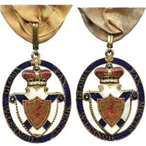 ORDERS, DECORATIONS AND MEDALS. ORDERS. Great Britain. THE BARONET’S BADGE OF NOVA SCOTIA, early ske